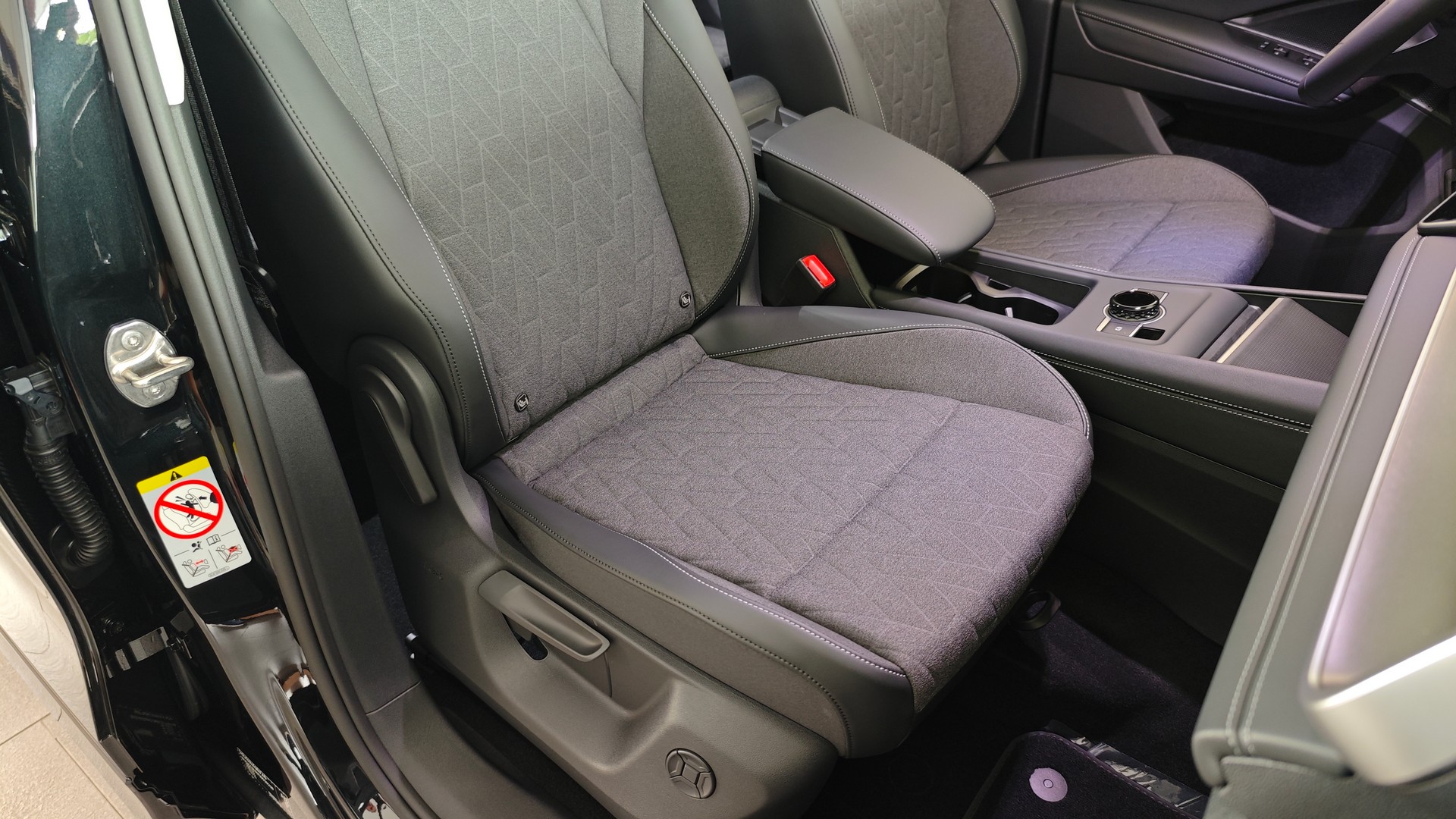 Зображення Tayron Life+ 2.0 TDI FWD