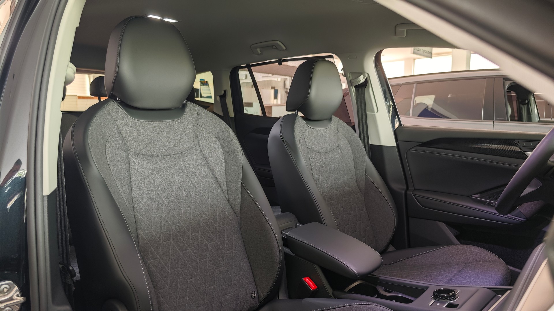 Зображення Tayron Life+ 2.0 TDI FWD