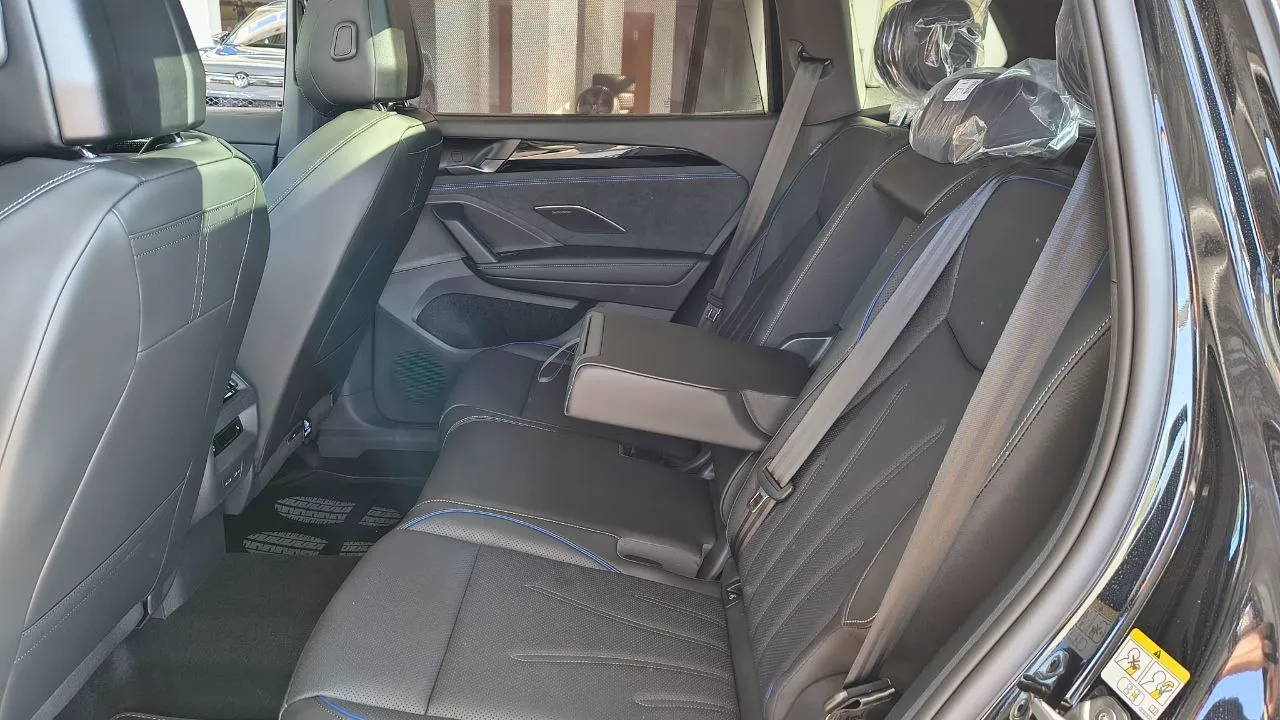 Зображення Новий Tayron R-Line Platinum 2.0 TSI 4M