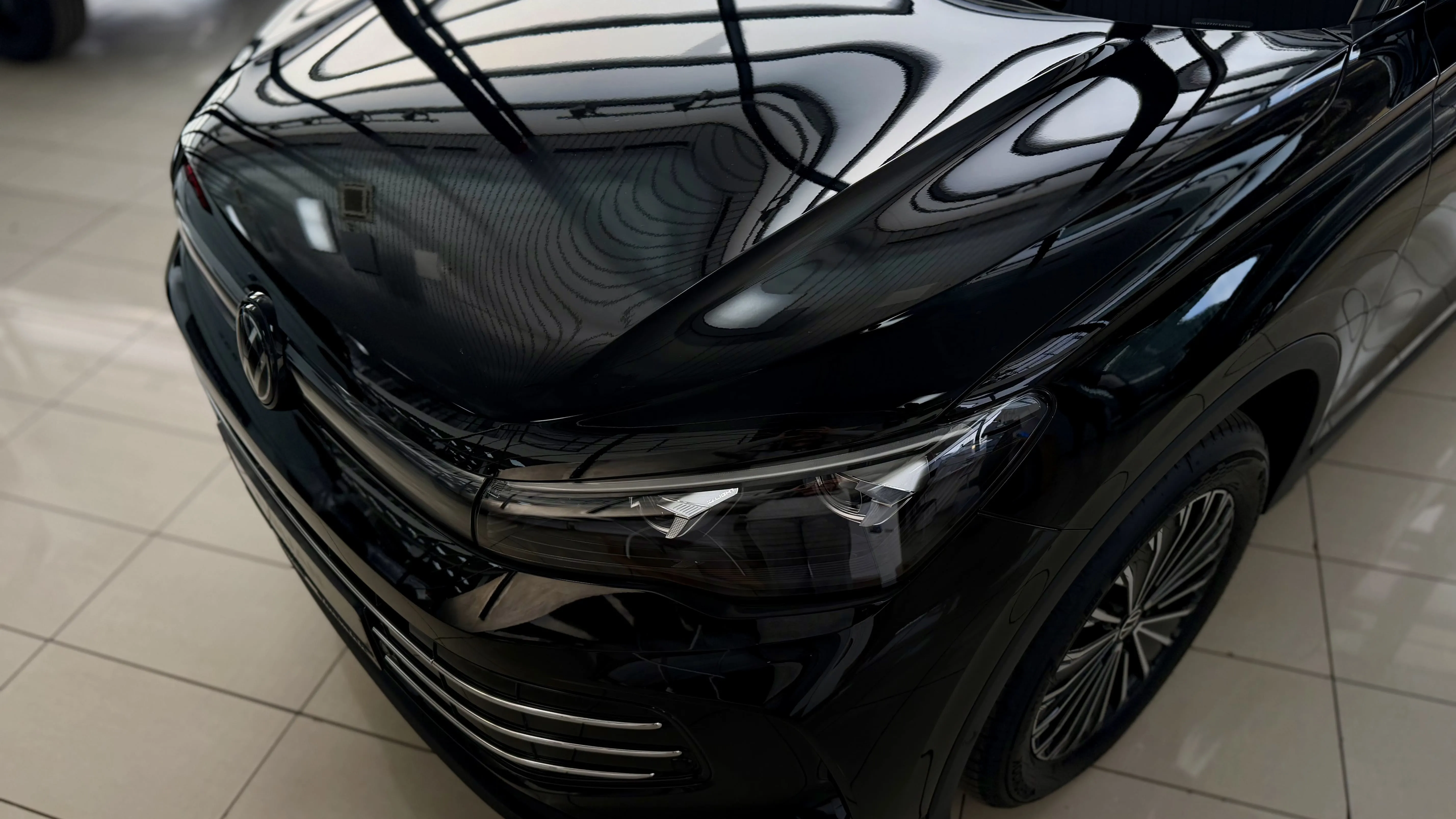 Зображення Tiguan Elegance 2.0 TDI 4Motion