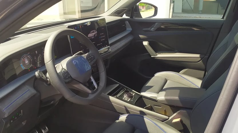 Зображення Tayron R-Line Platinum 2.0 TDI 4M