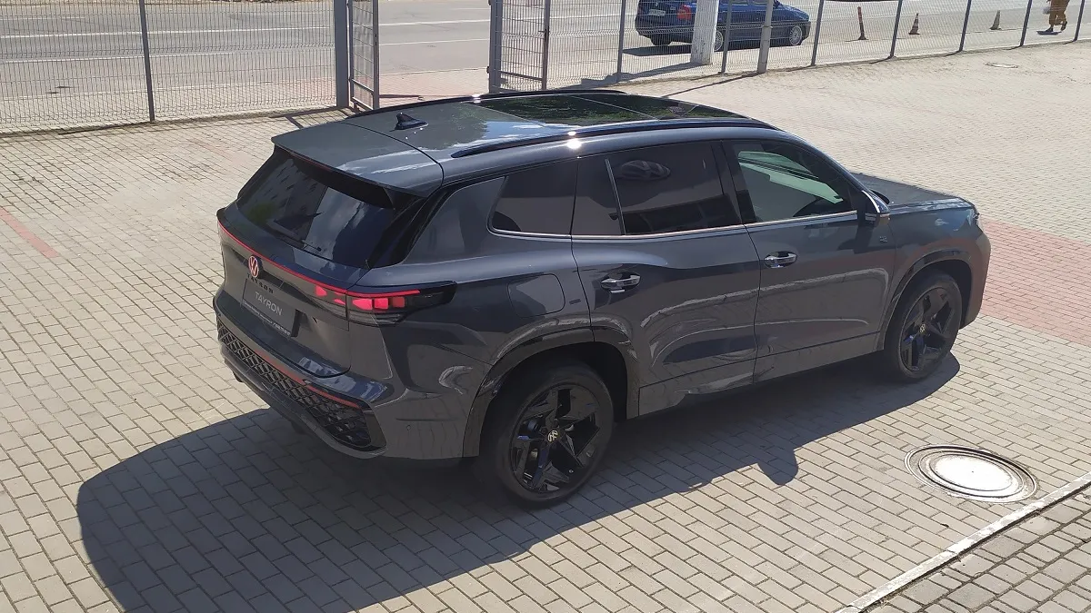 Зображення Tayron R-Line Platinum 2.0 TDI 4M