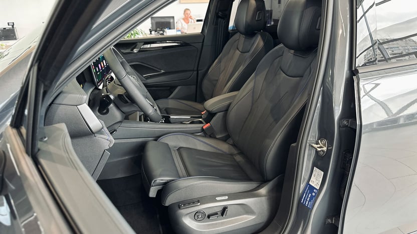 Зображення Tayron R-Line Platinum 2.0 TDI 4M