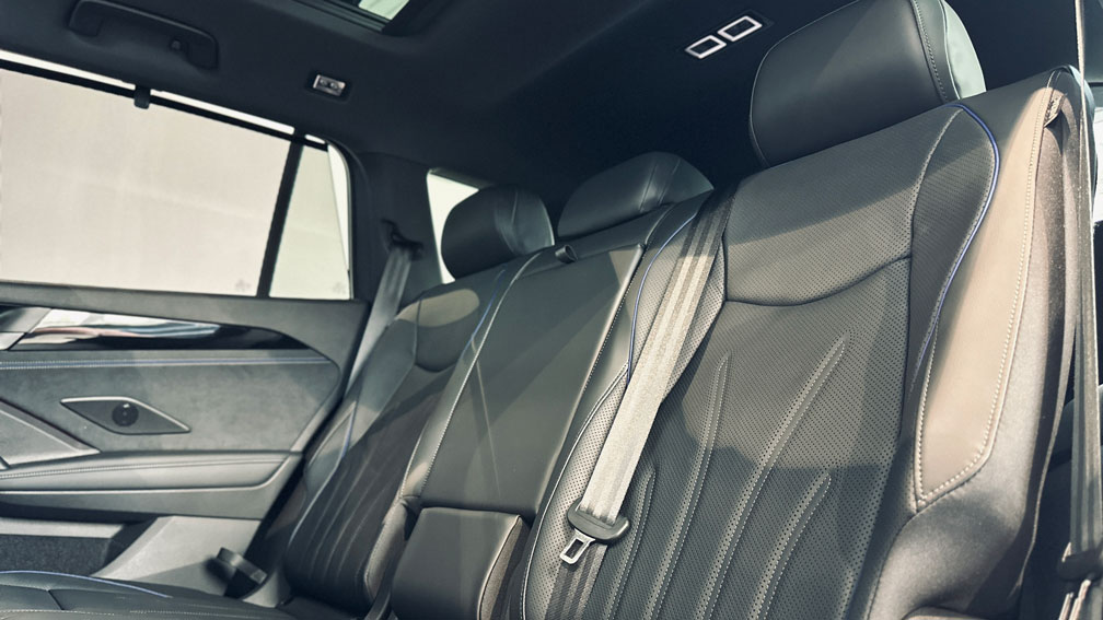 Зображення Tayron R-Line Platinum 2.0 TDI 4M