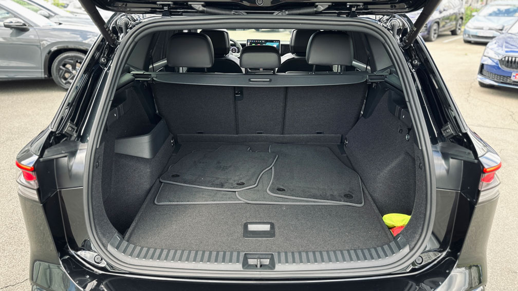 Зображення Tayron R-Line Platinum 2.0 TDI 4M