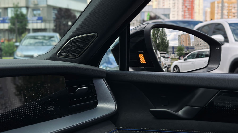 Зображення Tayron R-Line Platinum 2.0 TDI 4M