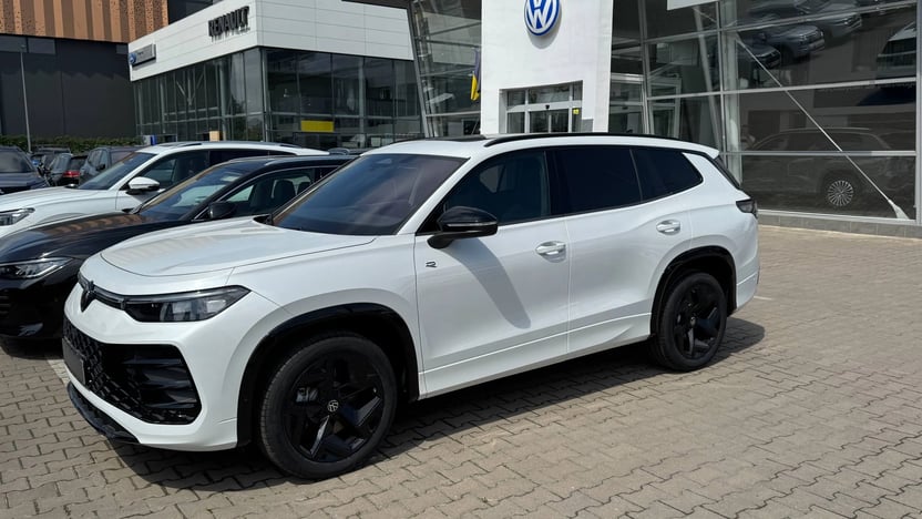 Зображення Tayron R-Line Platinum 2.0 TSI 4M