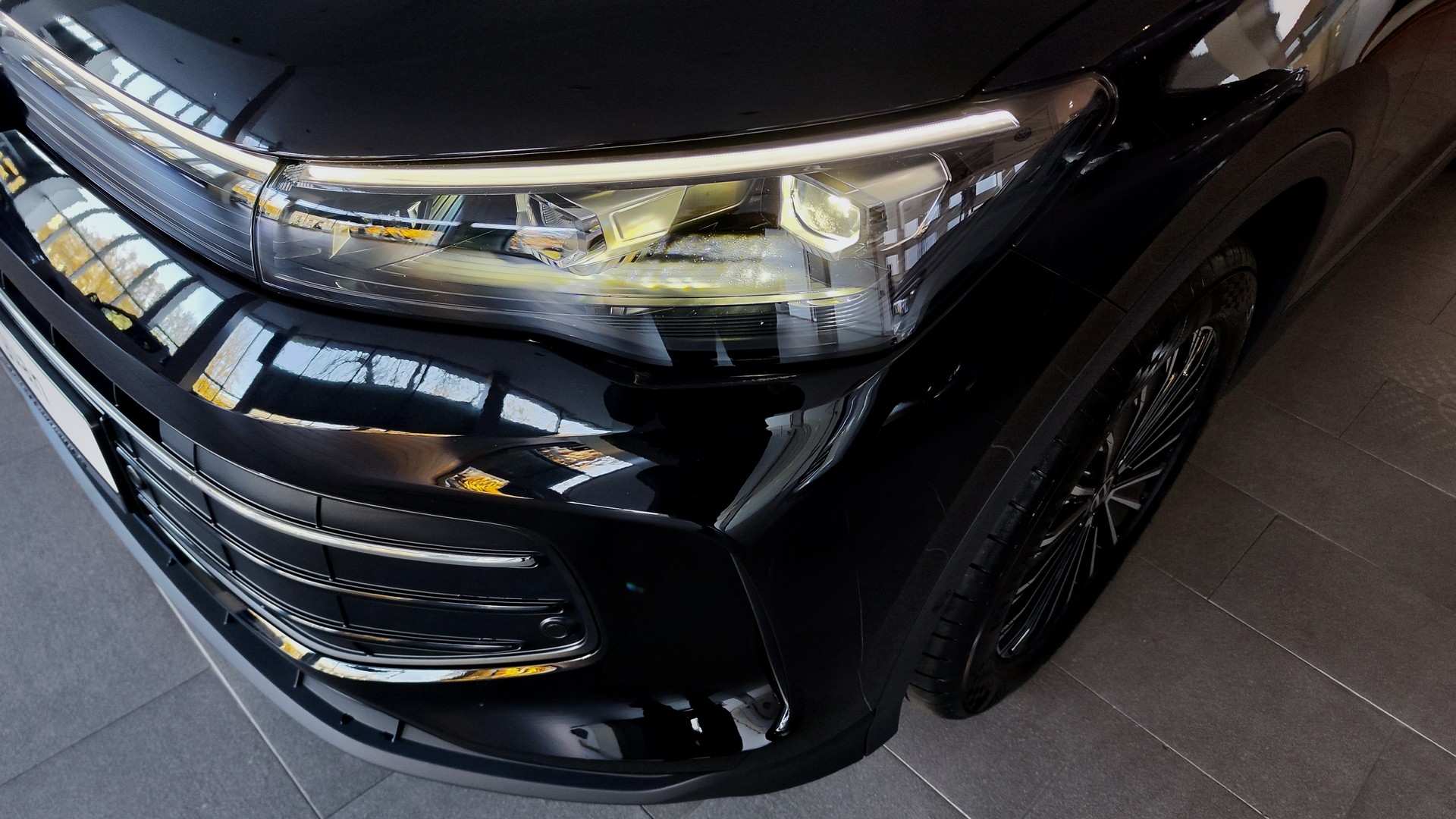 Зображення Tiguan Life+ 2.0 TDI FWD