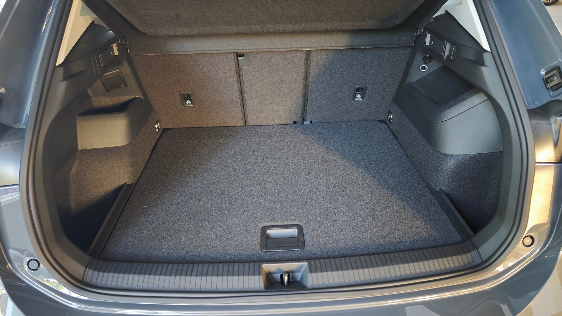Зображення Tiguan Life+ 2.0 TDI FWD