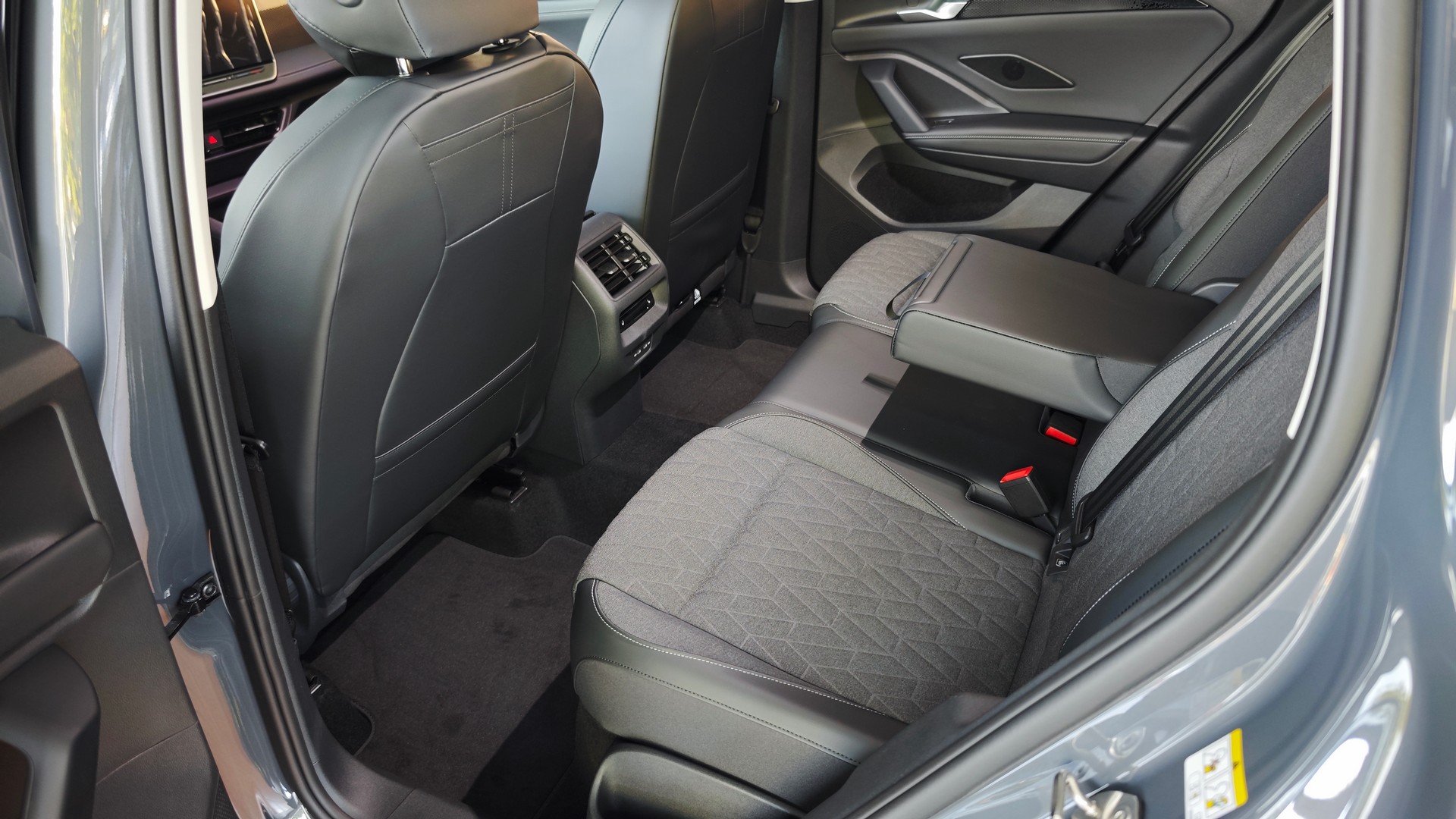 Зображення Tiguan Life+ 2.0 TDI FWD