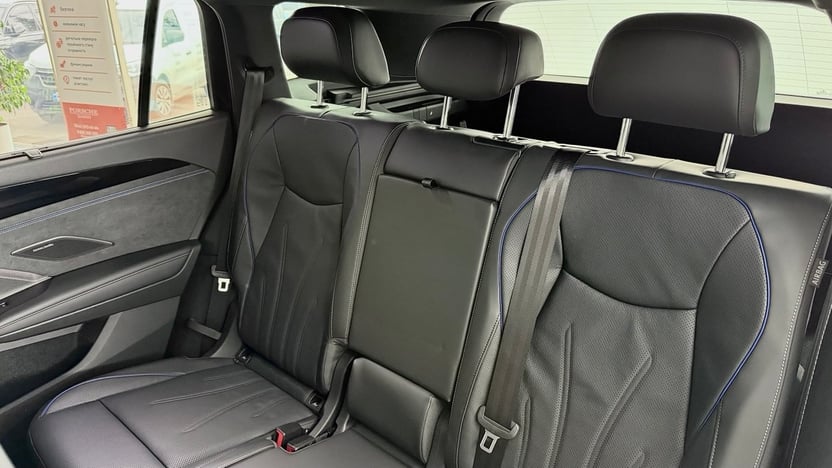 Зображення Tayron R-Line Platinum 2.0 TSI 4M