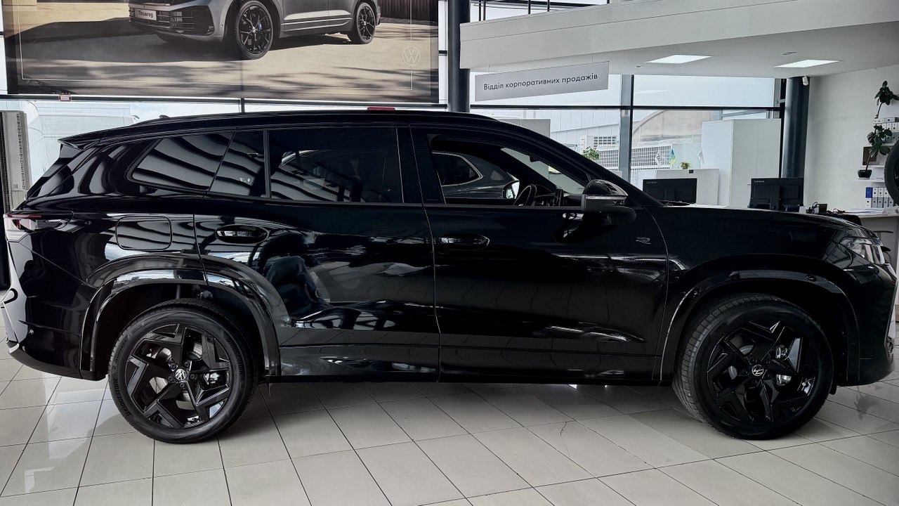 Зображення Tayron R-Line Platinum 2.0 TSI 4M
