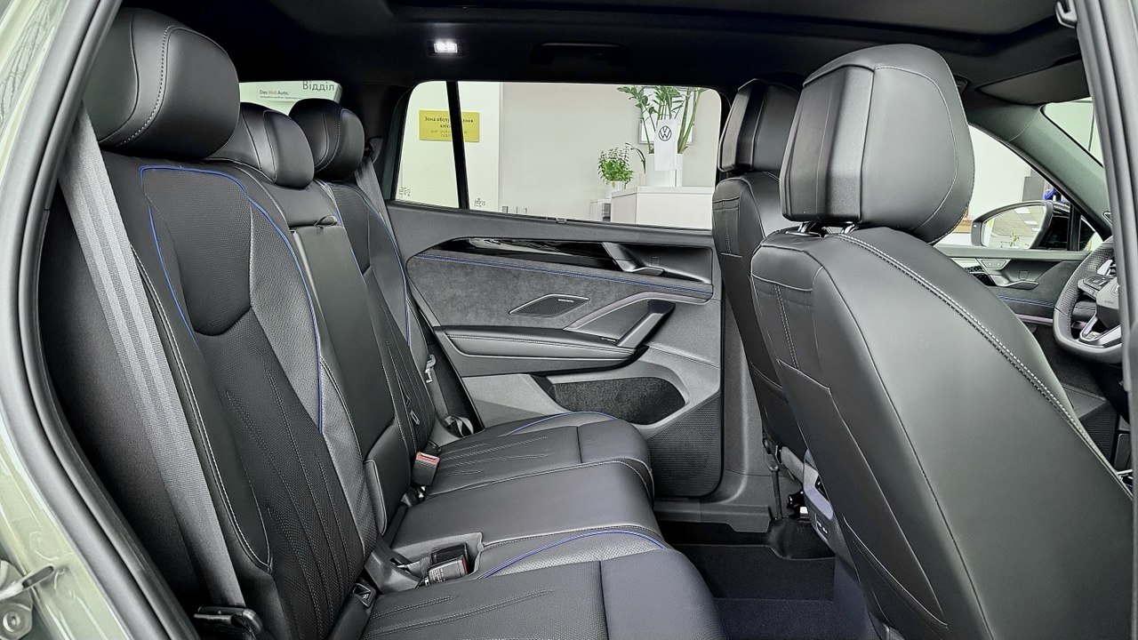 Зображення Tayron R-Line Platinum 2.0 TDI 4M