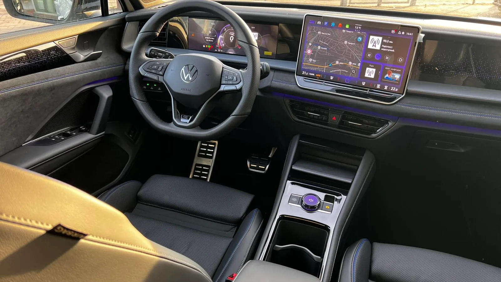Зображення Tayron R-Line Platinum 2.0 TDI 4M
