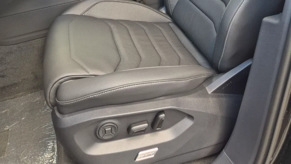 Зображення Touareg Silver 3.0 V6 TDI