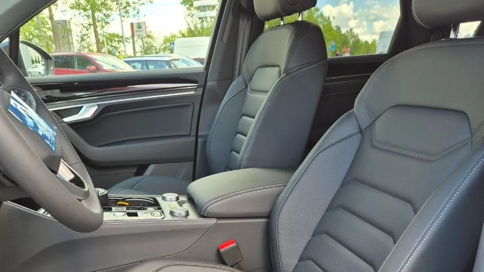 Зображення Touareg Silver 3.0 V6 TDI