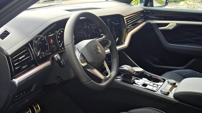 Зображення Touareg R-Line Final Edition2 3.0 V6 TDI