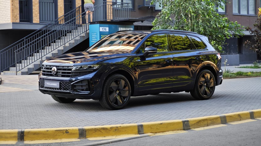 Зображення Touareg R-Line Final Edition2 3.0 V6 TDI