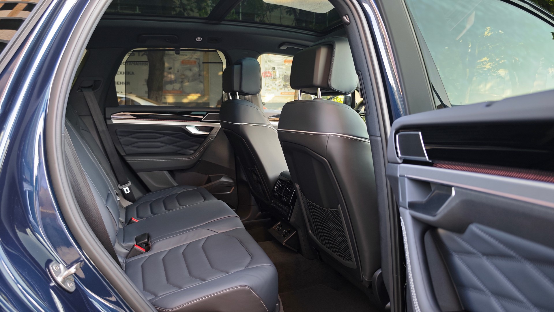 Зображення Touareg R-Line Final Edition2 3.0 V6 TDI