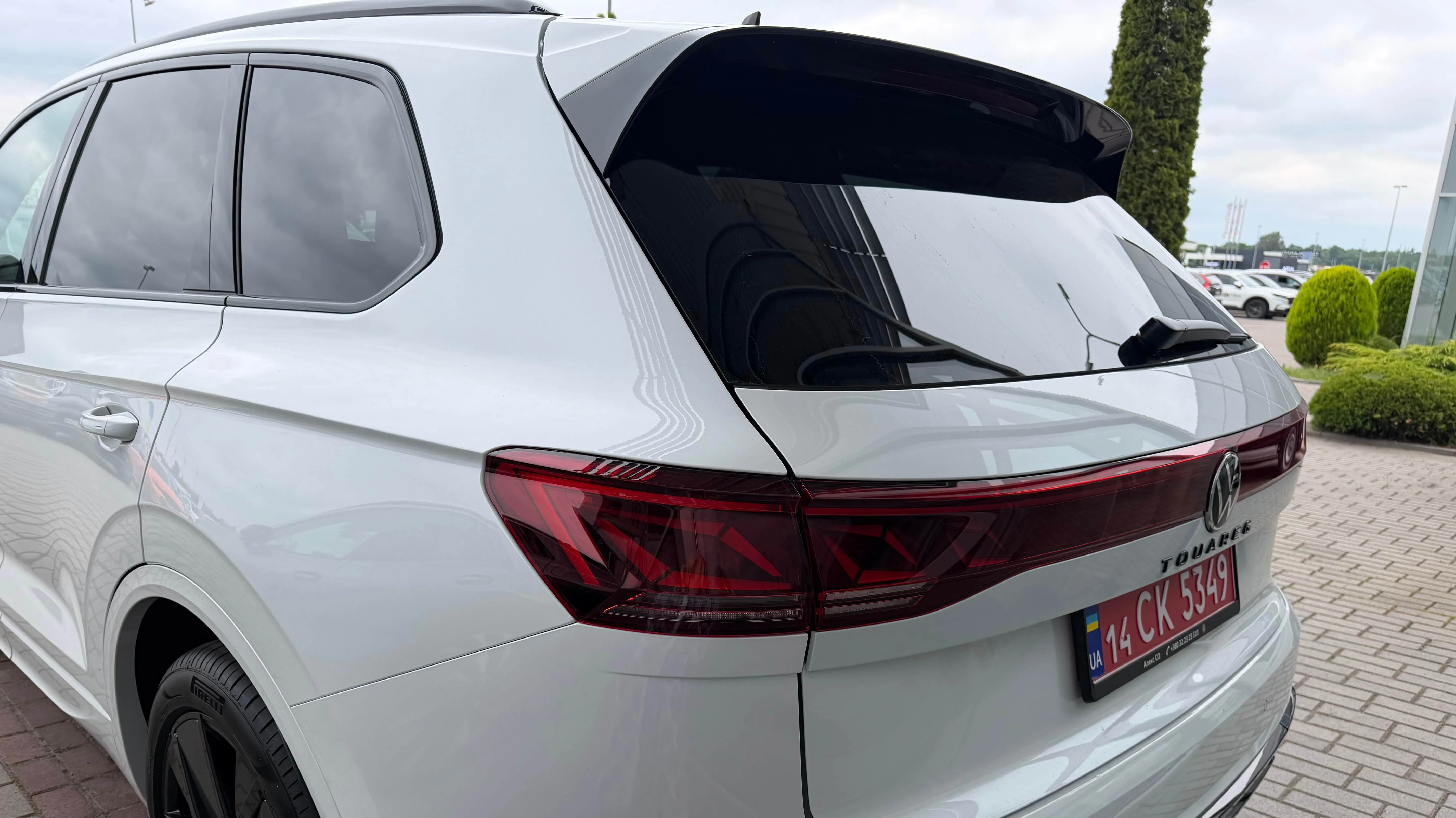 Зображення Touareg R-Line Final Edition2 3.0 V6 TDI