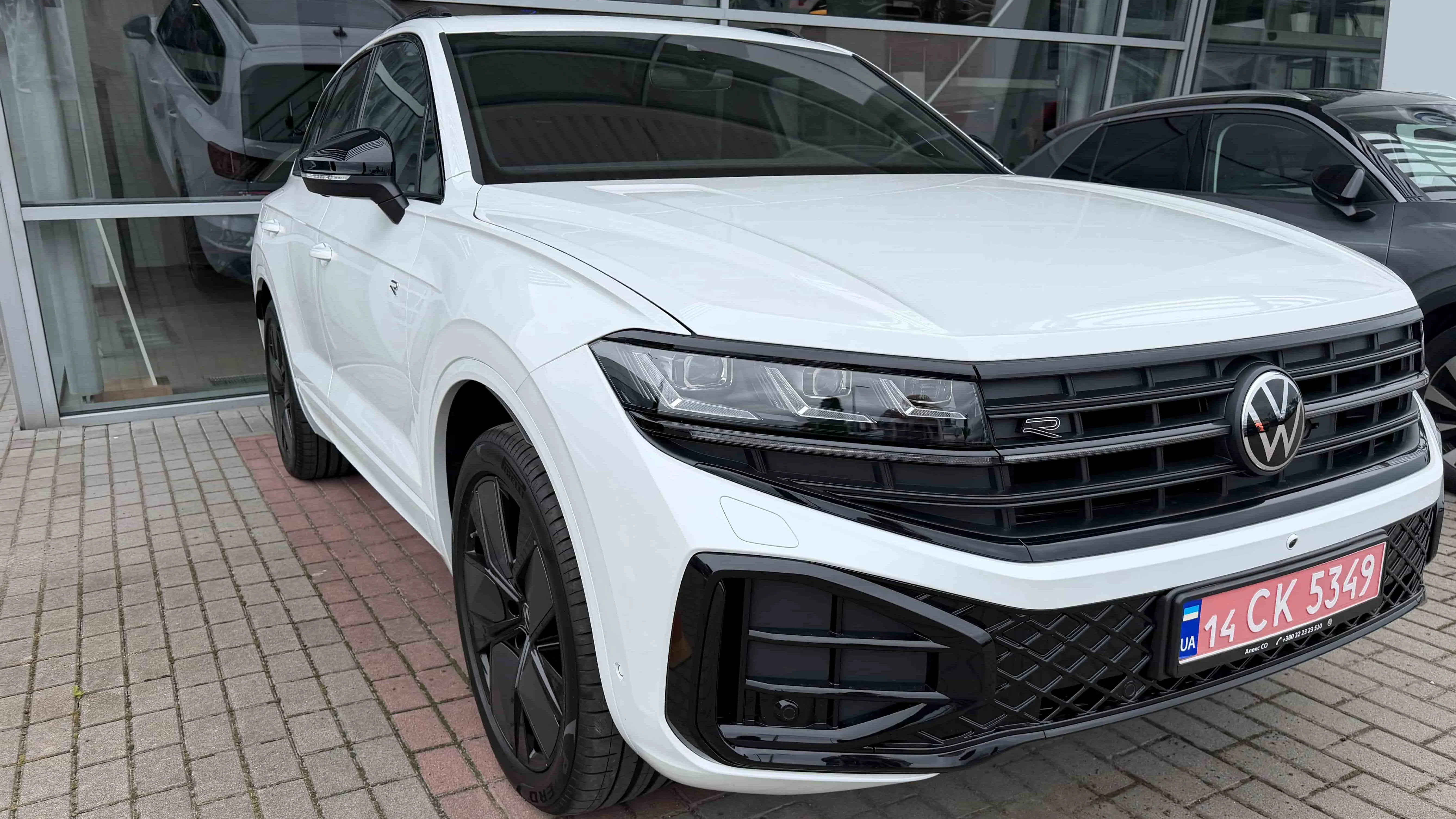 Зображення Touareg R-Line Final Edition2 3.0 V6 TDI