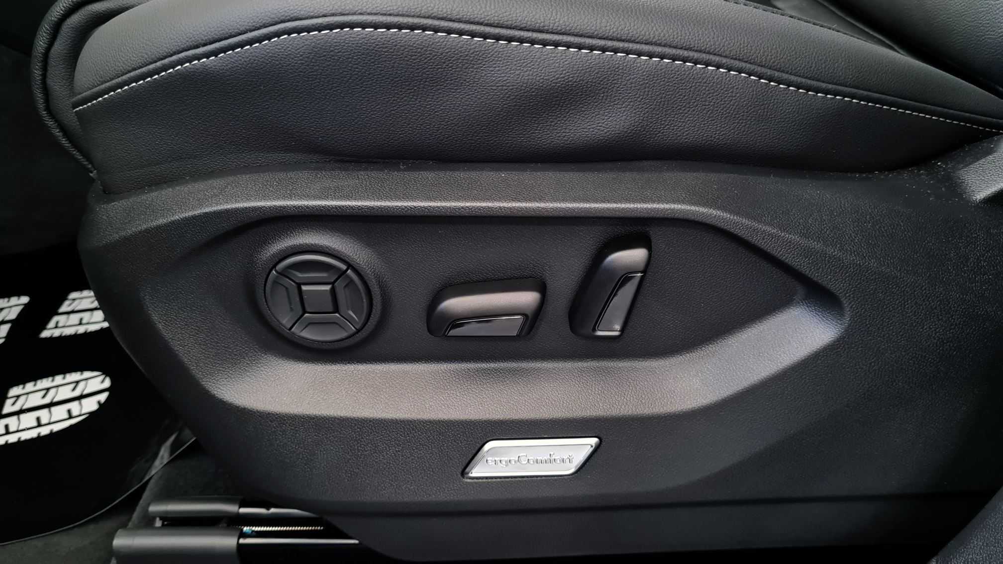 Зображення Touareg Silver 3.0 V6 TDI