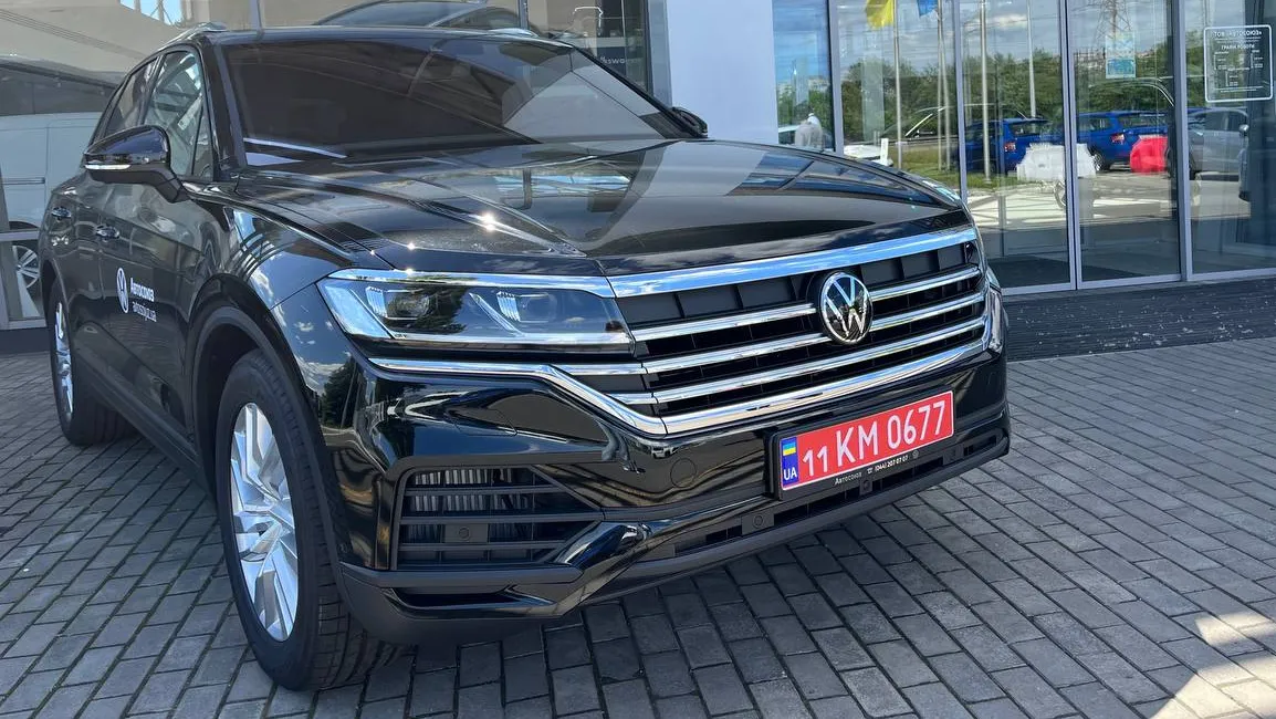 Зображення Touareg Silver+ 3.0 V6 TFSI