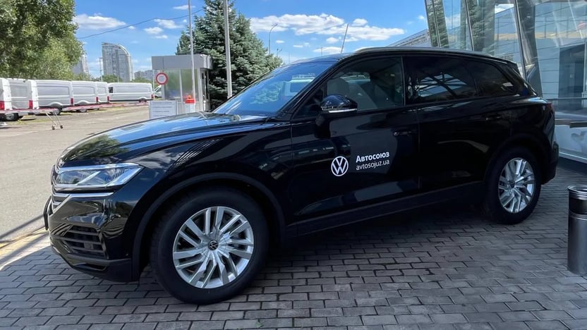 Зображення Touareg Silver+ 3.0 V6 TFSI