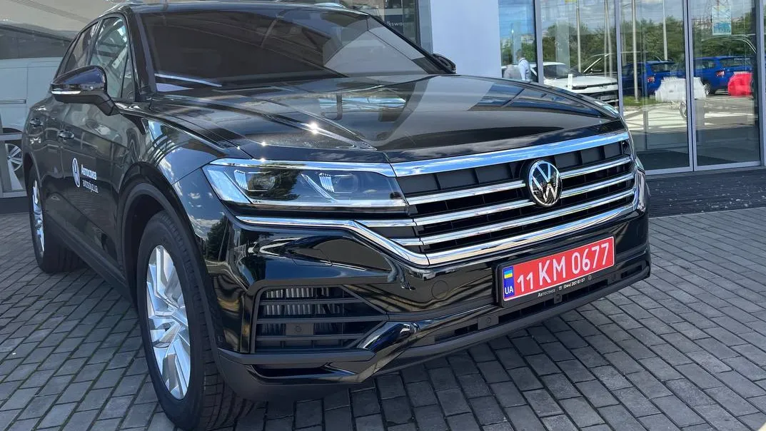Зображення Touareg Silver+ 3.0 V6 TFSI