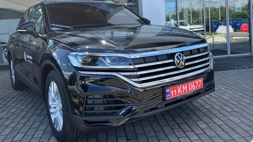 Зображення Touareg Silver+ 3.0 V6 TFSI