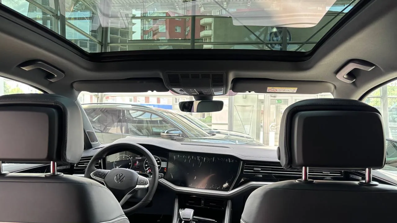 Зображення Touareg R-Line Final Edition2 3.0 V6 TDI