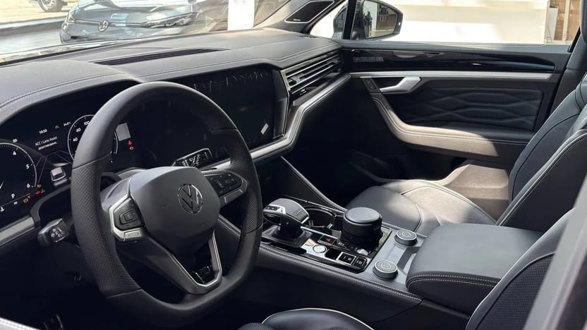 Зображення Touareg R-Line Final Edition2 3.0 V6 TDI