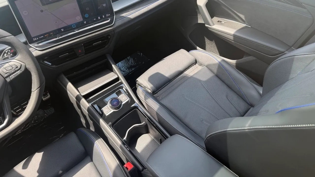 Зображення Tayron R-Line Platinum 2.0 TDI 4M