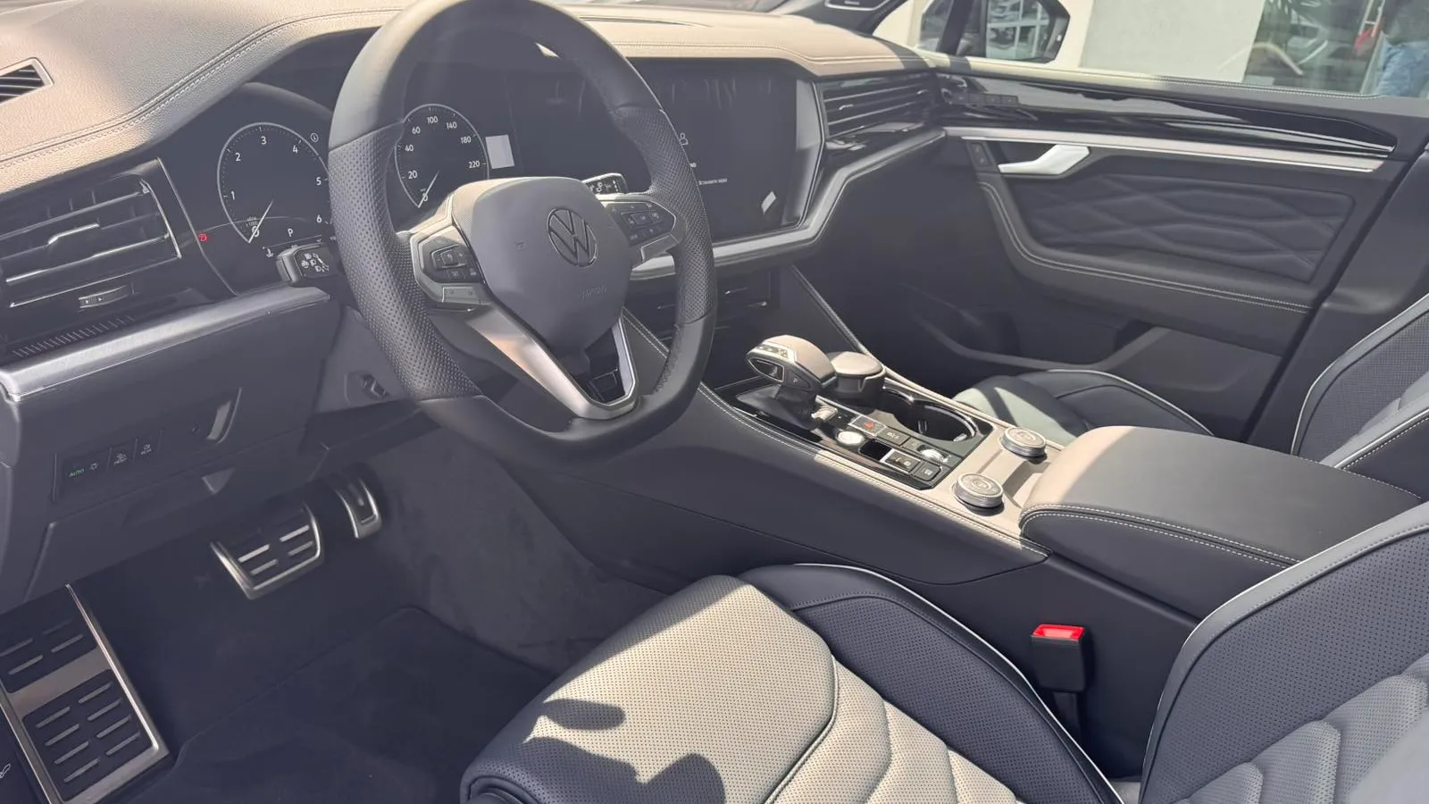 Зображення Touareg R-Line Platinum3 3.0 V6 TDI