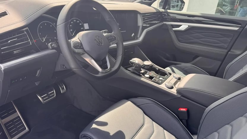 Зображення Touareg R-Line Platinum3 3.0 V6 TDI