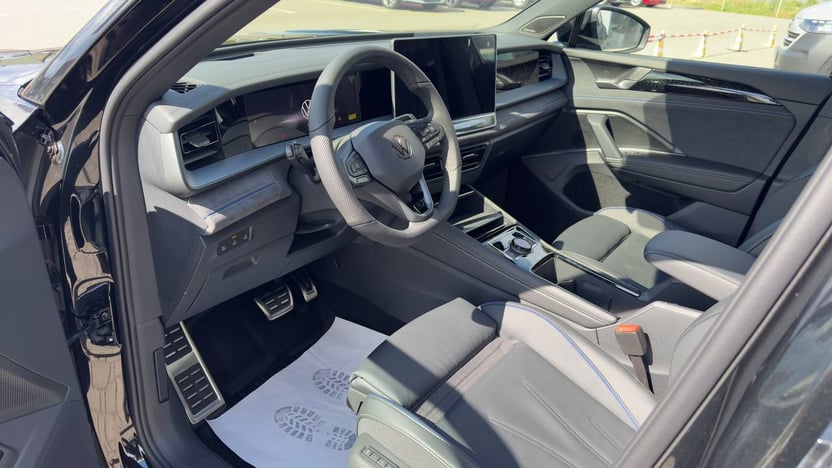 Зображення Tayron R-Line Platinum 2.0 TDI 4M