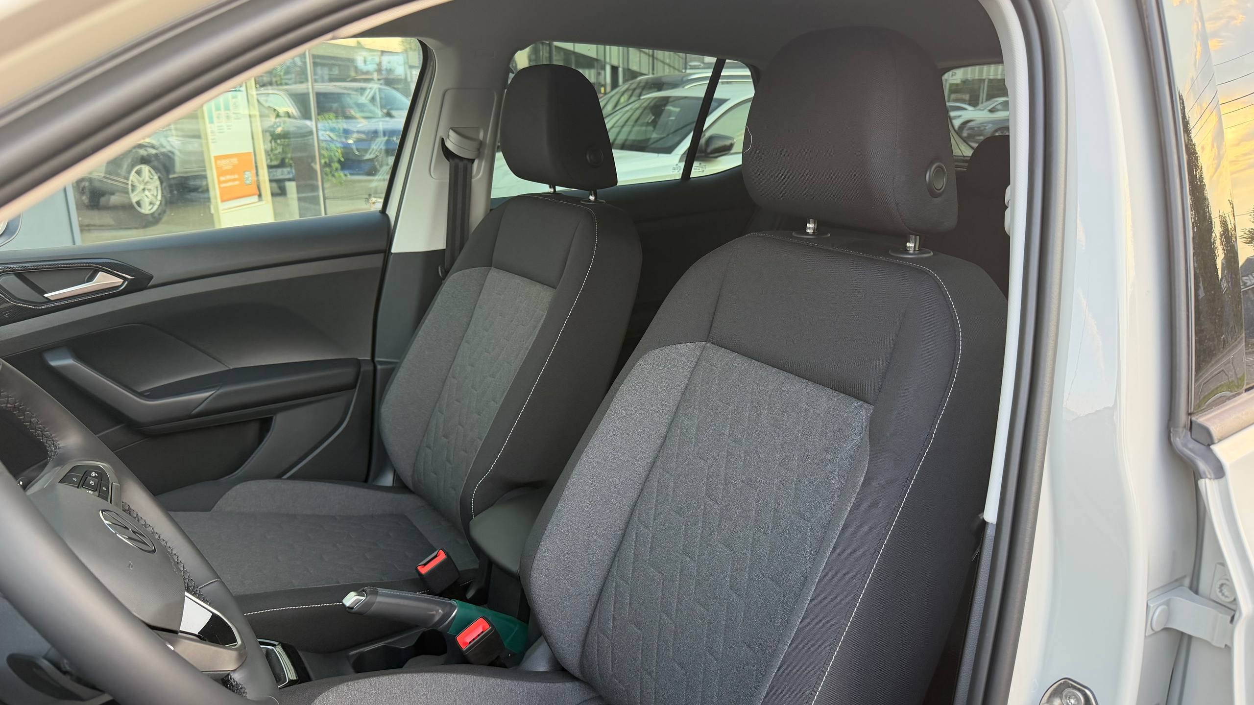 Зображення Новий T-Cross Life 1.0 TSI