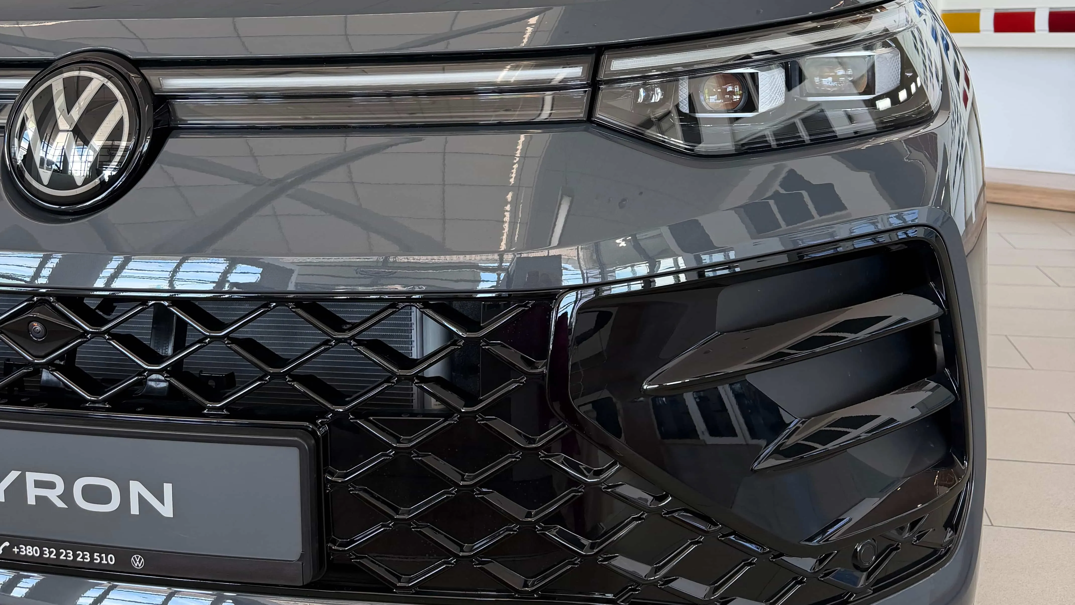 Зображення Tayron R-Line Platinum 2.0 TDI 4M