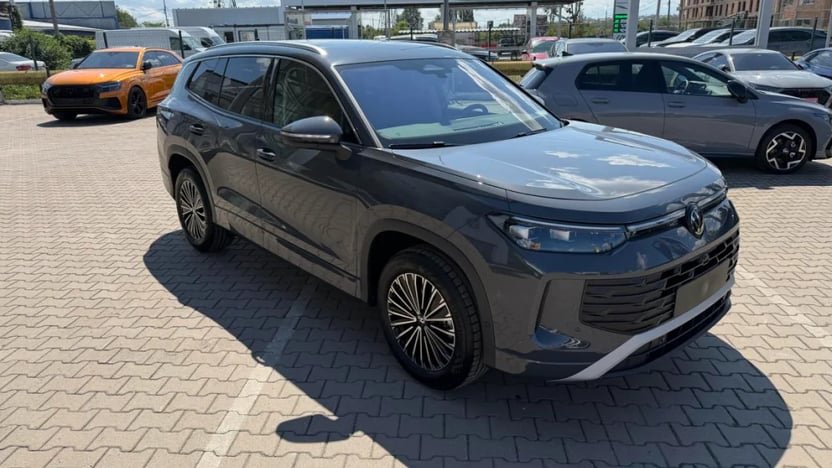 Зображення Tayron Life+ 2.0 TDI FWD