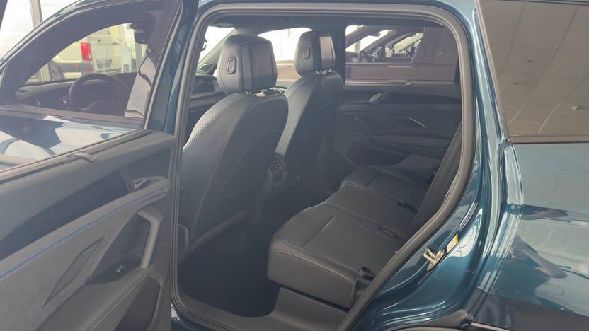 Зображення Tayron R-Line Platinum 2.0 TDI 4M