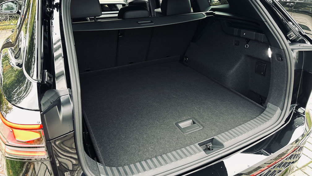 Зображення Tayron R-Line Platinum 2.0 TSI 4M