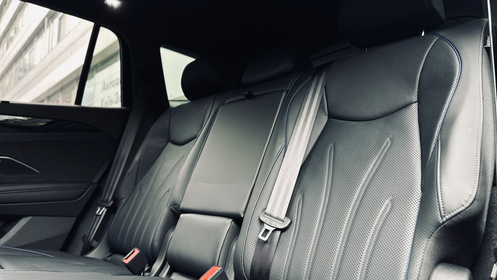 Зображення Tayron R-Line Platinum 2.0 TSI 4M