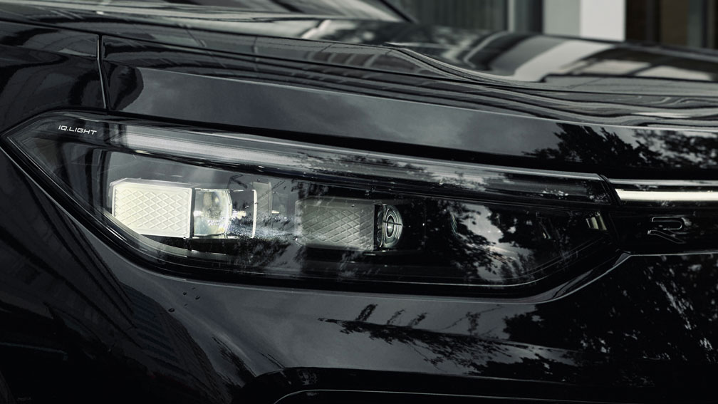 Зображення Tayron R-Line Platinum 2.0 TSI 4M