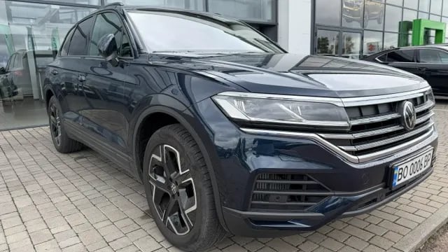 Зображення Touareg Silver+ 3.0 V6 TFSI