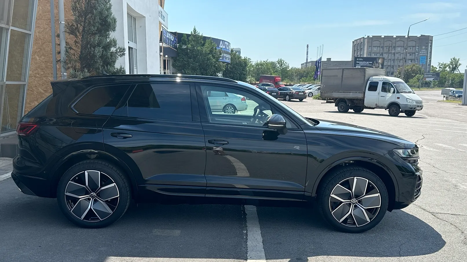 Зображення Touareg R-Line Final Edition2 3.0 V6 TDI