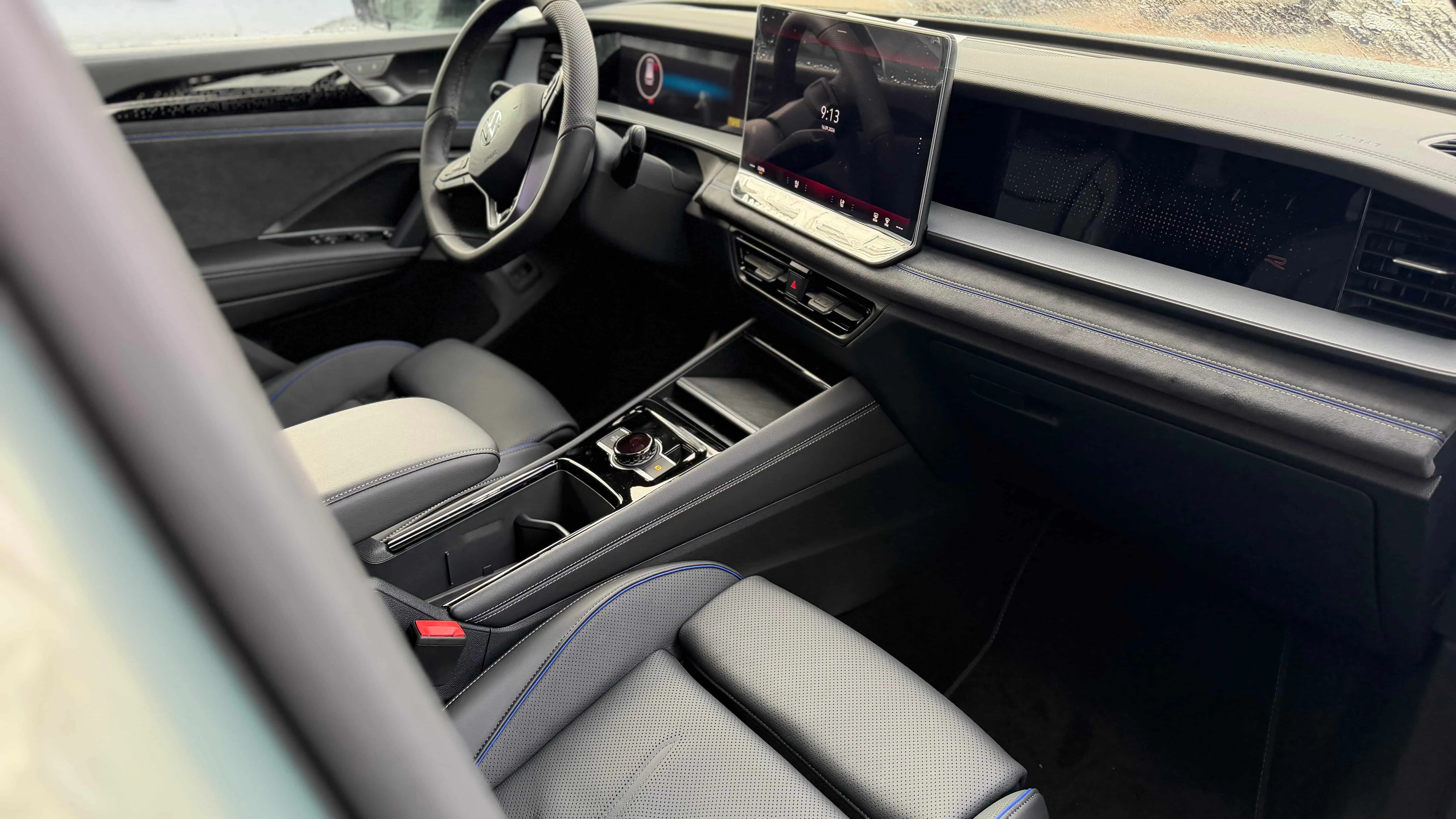 Зображення Tayron R-Line Platinum 2.0 TSI 4M