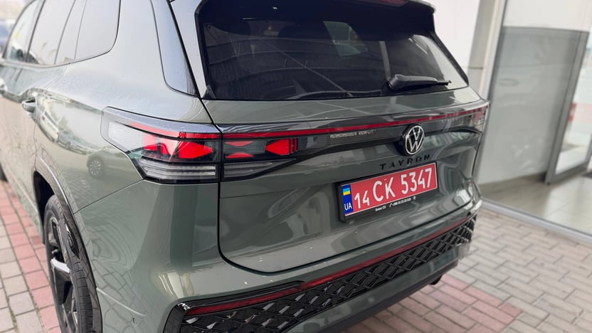 Зображення Tayron R-Line Platinum 2.0 TSI 4M