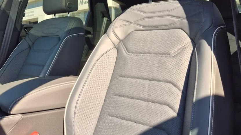 Зображення Touareg R-Line Final Edition2 3.0 V6 TDI