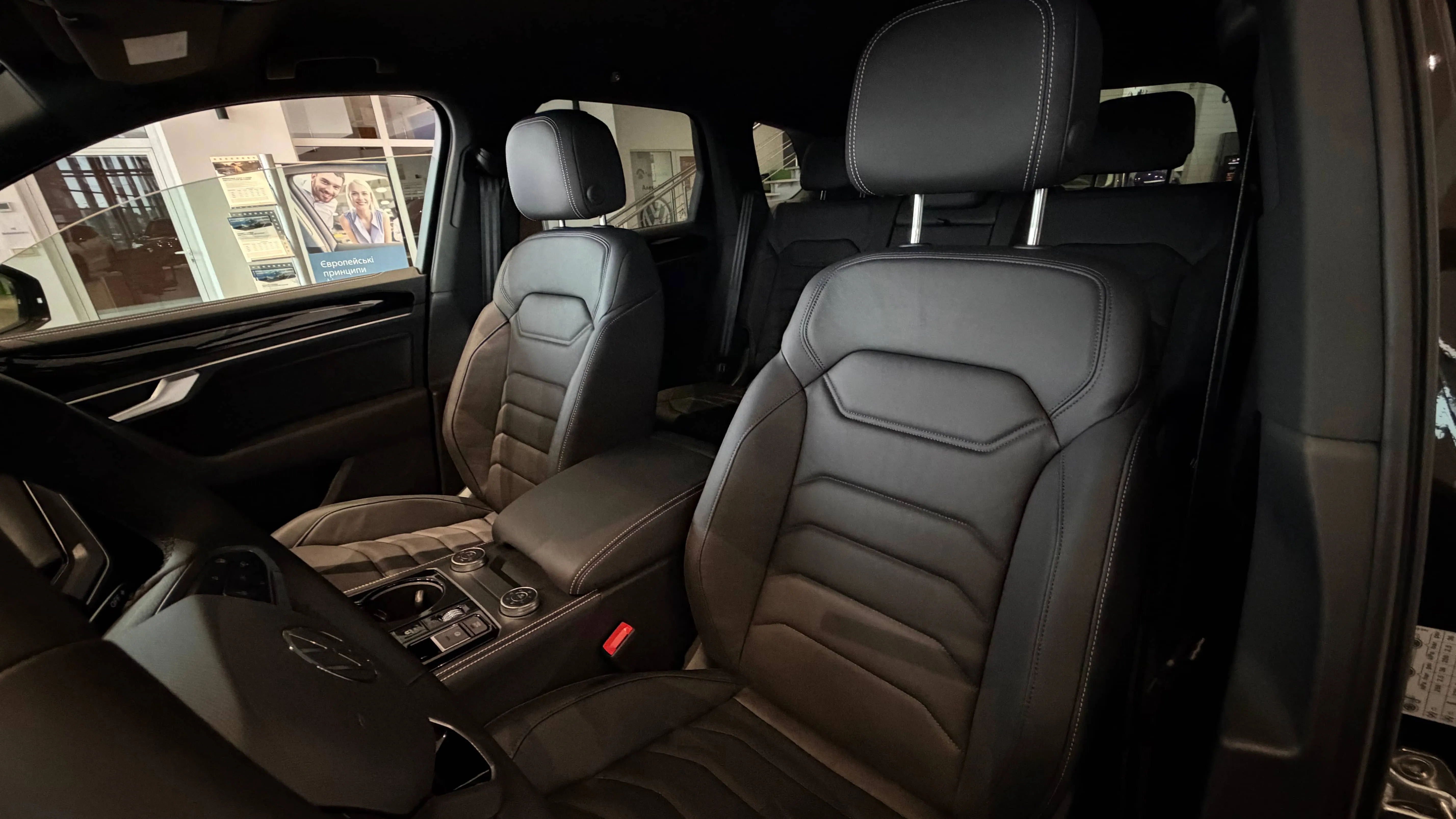 Зображення Touareg Silver 3.0 V6 TDI
