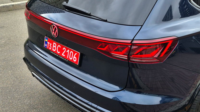 Зображення Touareg R-Line Final Edition2 3.0 V6 TDI